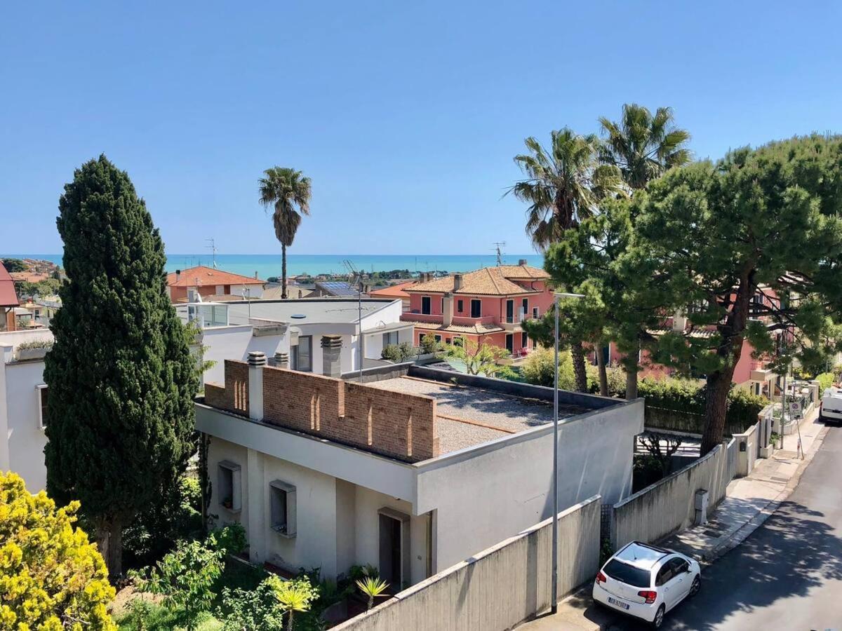 Ferienwohnung Casa Lilly Porto SantʼElpidio Exterior foto