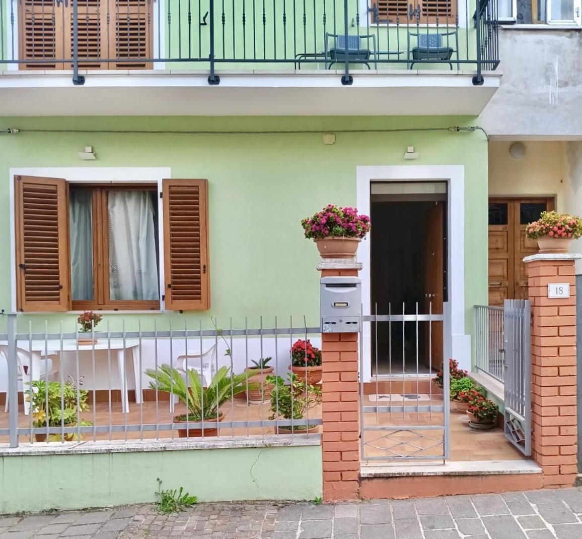 Ferienwohnung Casa Lilly Porto SantʼElpidio Exterior foto